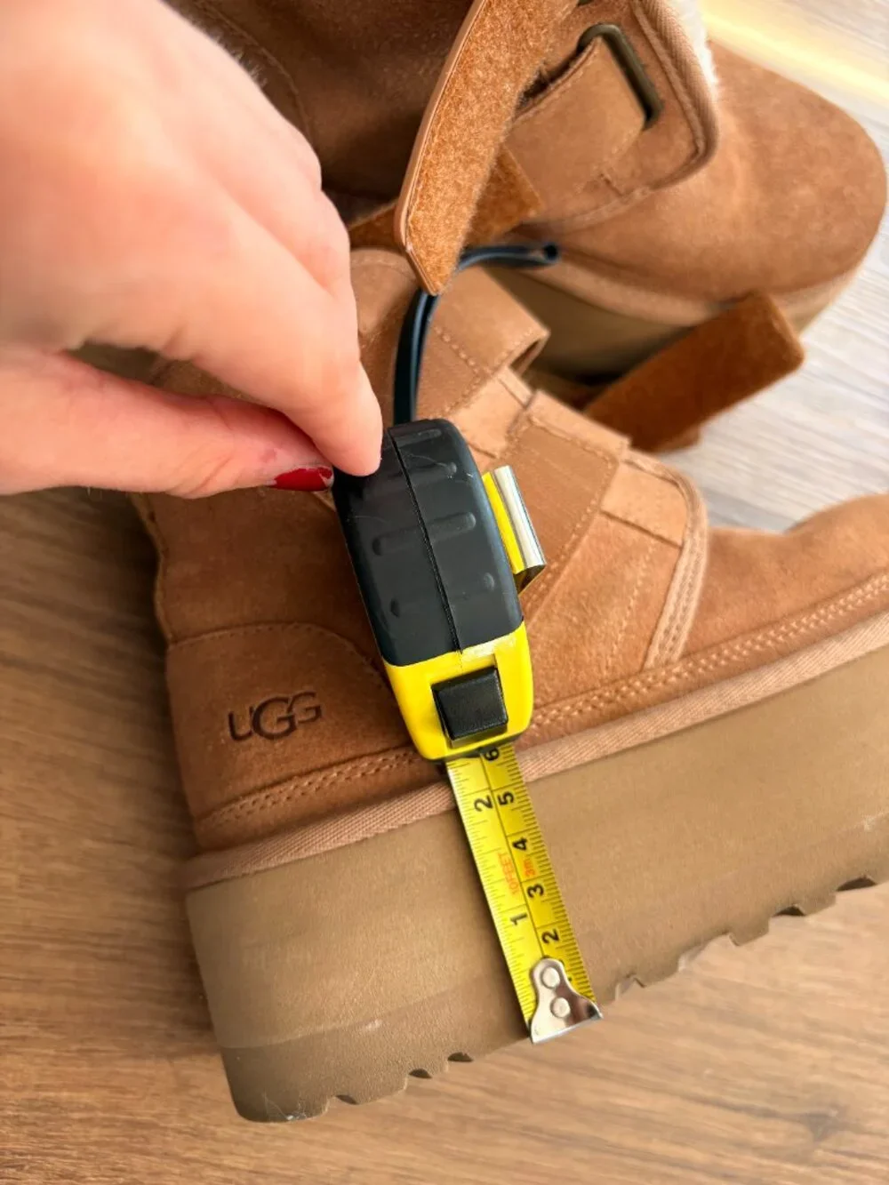 UGG ugg™ neumel